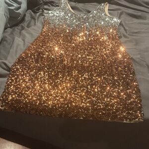 Maner women’s Vneck ombré Sequin dress sparkle body con. Size 2-4 silver NWOT